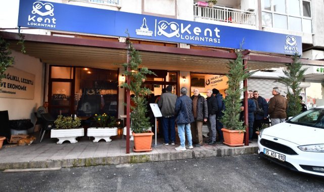 İzmir’de ramazan dayanışması büyüyor