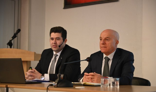 Manisa Büyükşehir Çalışanlarına Kamu İhale Eğitimi Verildi
