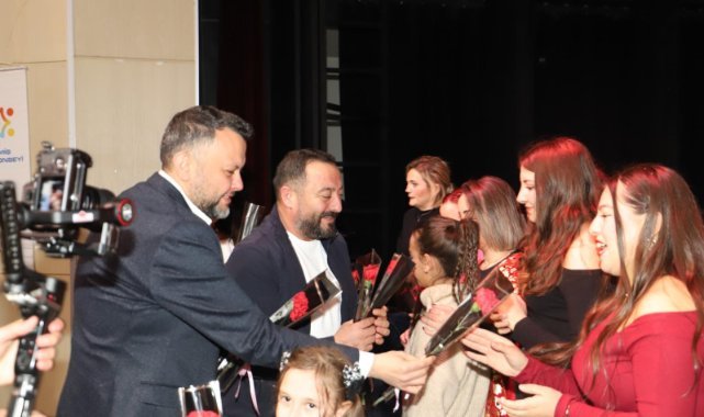 Ödemiş’te Kadınlardan ‘Birlikteyiz’ Mesajı