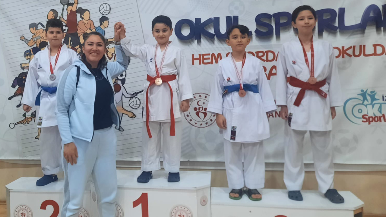 İzmir Şampiyonası’nda Aliağa Rüzgârı