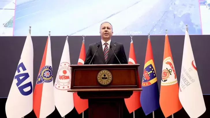 Bakan Yerlikaya: Bayram tatilinde trafik kazalarında 74 vatandaşımız hayatını kaybetti