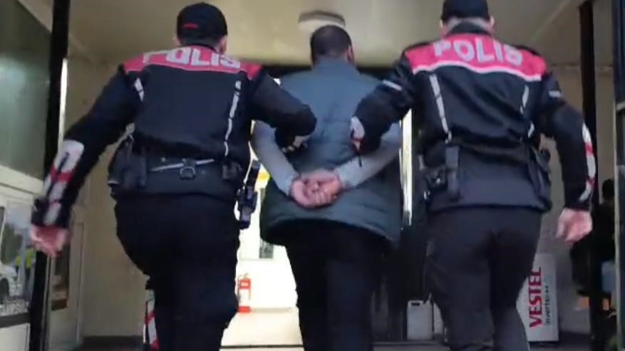 İzmir’de birçok suçtan aranan hükümlü yakalandı