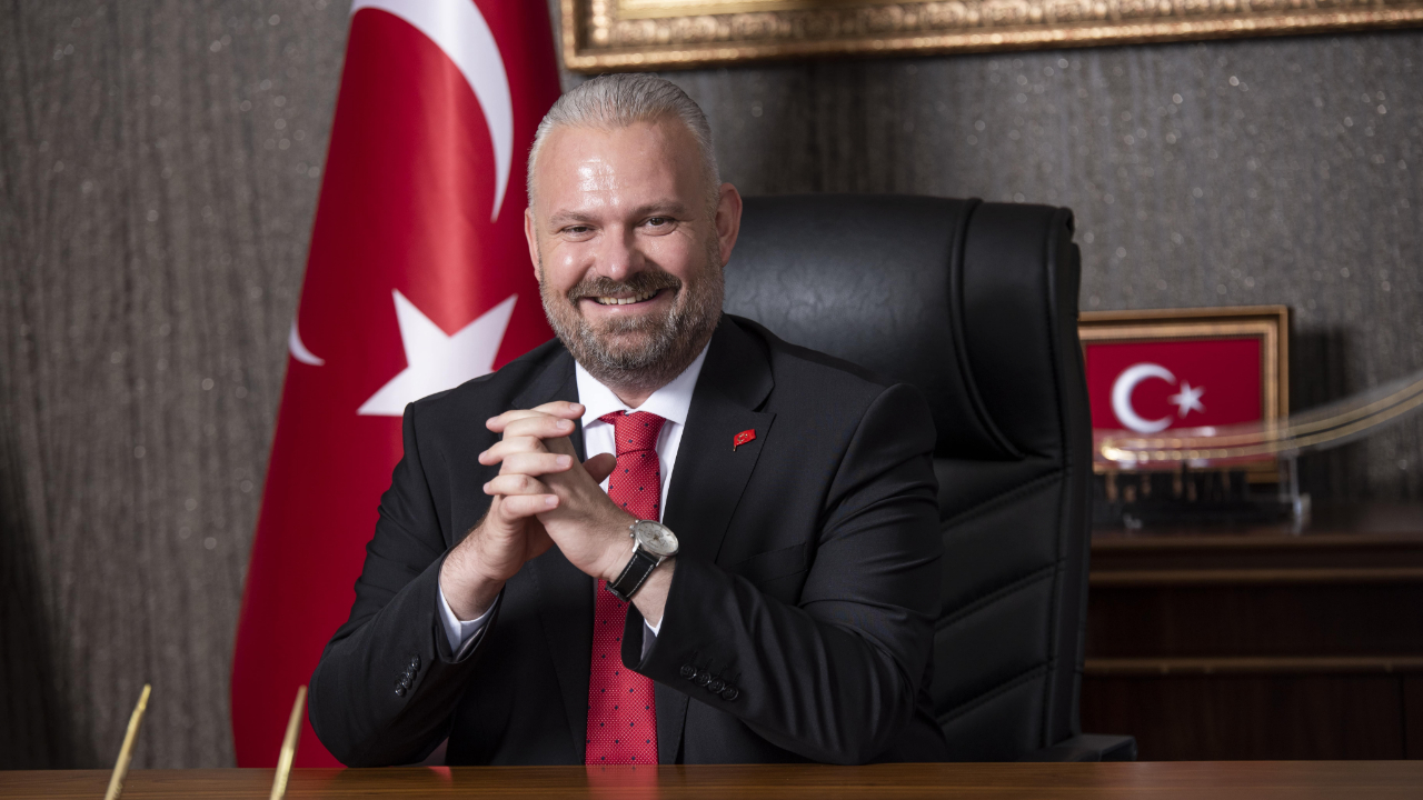 Menemen’e bir kapalı pazar yeri daha