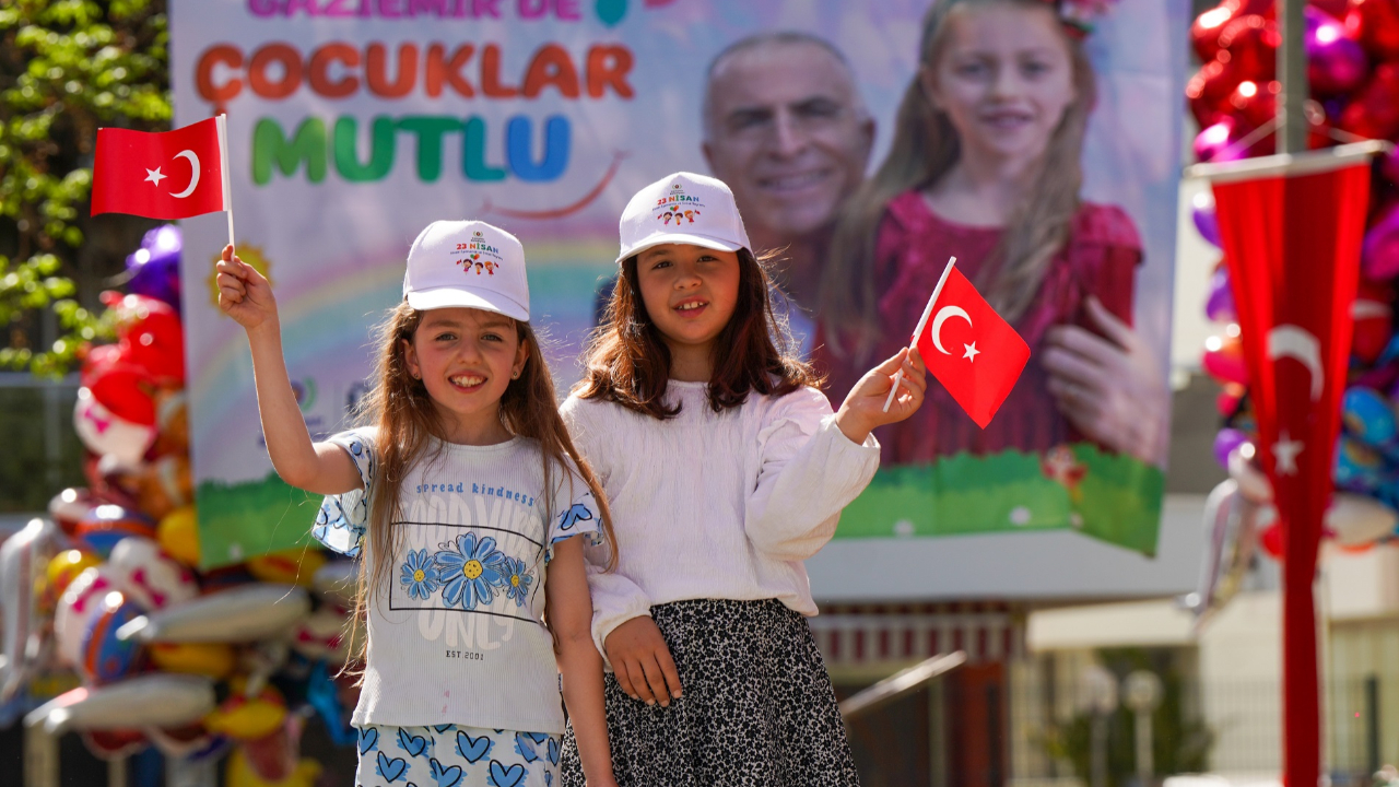 Gaziemir’i 23 Nisan coşkusu sardı