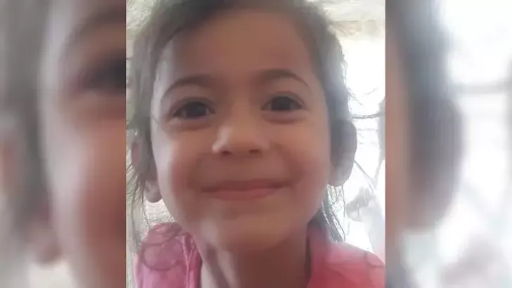 Oynarken merdivenden düşen Roza, 10 ay sonra hayatını kaybetti
