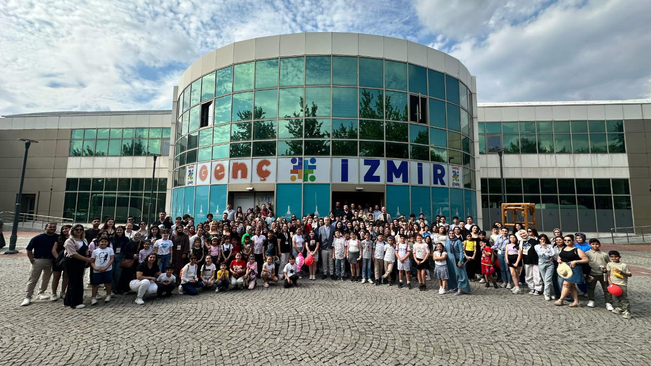 İzmirli çocuklar spor ve eğlence dolu bir gün geçirdi