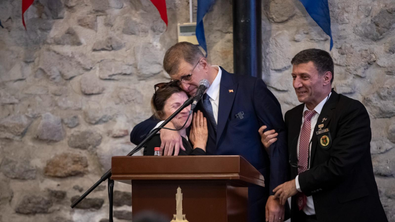 Duygu dolu buluşma