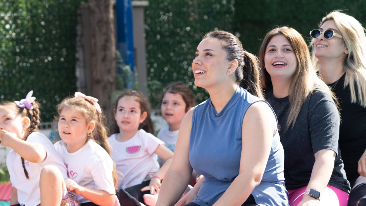 Yuvamız İzmir’de anneleri mutlu eden etkinlikler