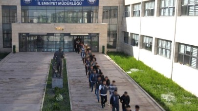 Cumhuriyet tarihinin en büyük siber dolandırıcılık operasyonlardan birine imza atıldı