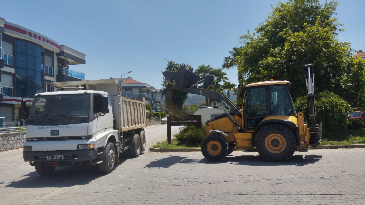 Güzelbahçe Belediyesi’nden Yaz Temizliği