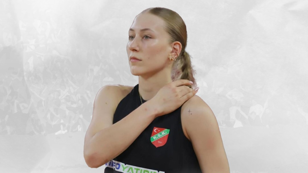 Şevval Acıbal, bir sezon daha Karşıyaka Voleybol’da