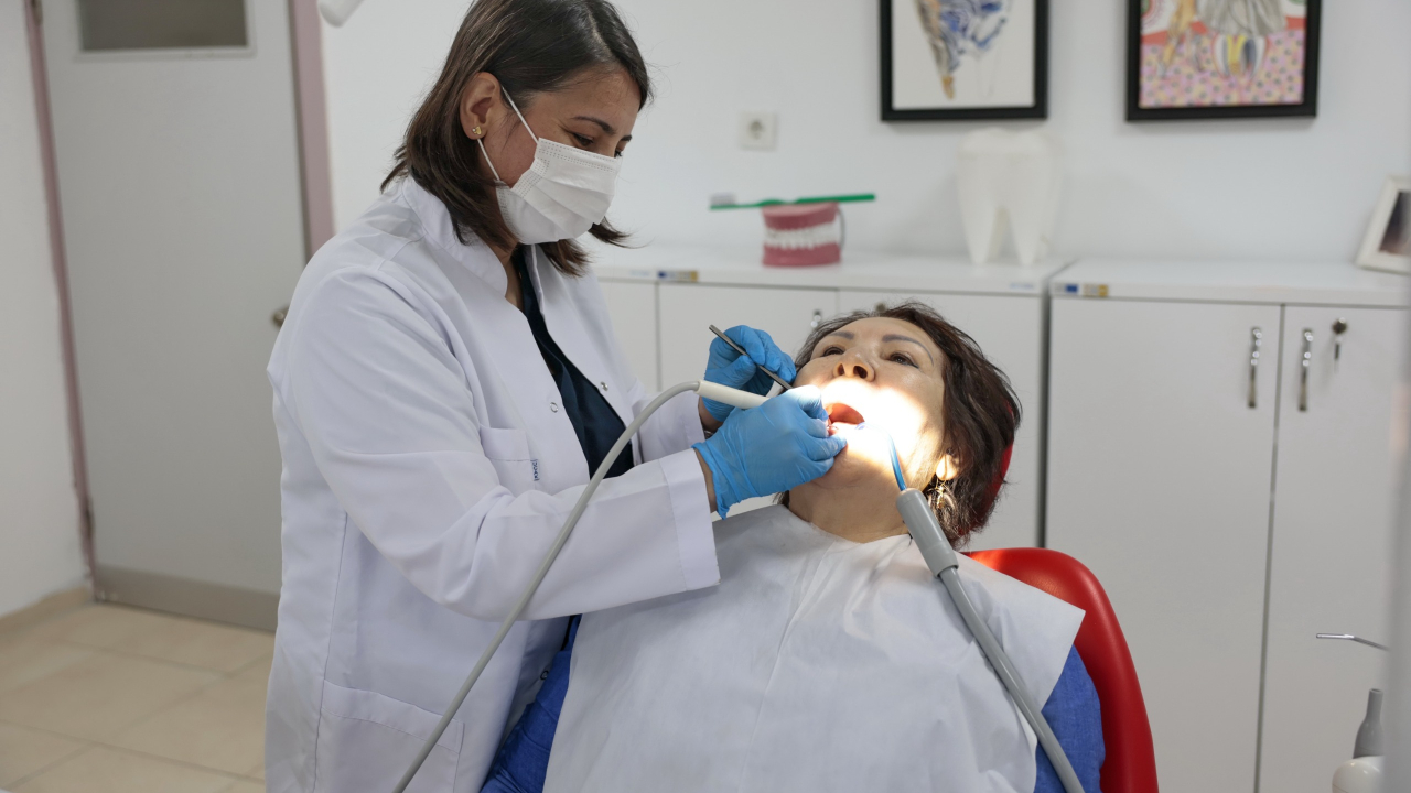 Konak’ta ücretsiz diş sağlığı hizmeti dönemi