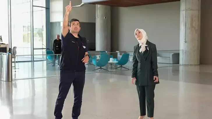 Bakan Göktaş, devlet korumasındaki çocuklarla Baykar Teknoloji'yi ziyaret etti