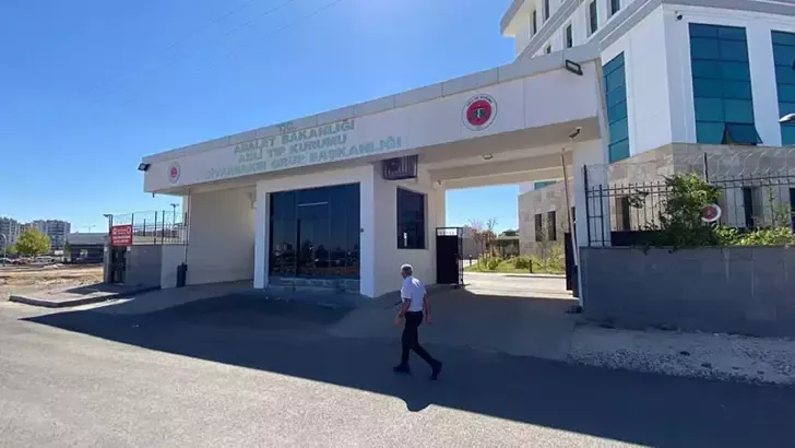 Başından silahla vurulan Elif öldü, şüpheli tutuklandı