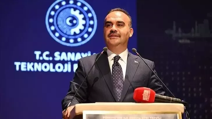 Bakan Kacır: Ülkemizi temsil eden 2 proje ISEF büyük ödülünü kazandı