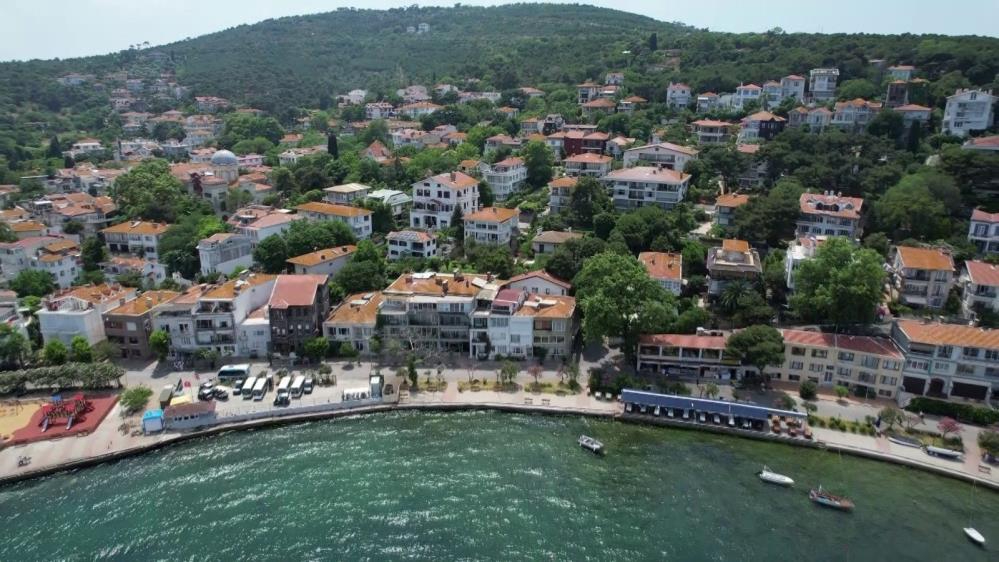 Burgazada’da taşıma gemisi krizi: ‘Kaçak dolgu’ iddiası gündemde