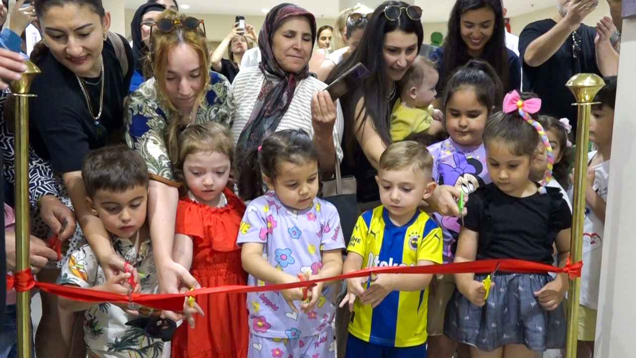 Bornova’da Oyuncak Kütüphanesi açıldı