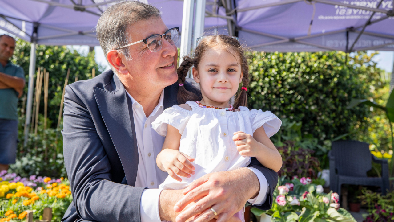 Kültürpark çiçek açtı