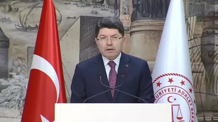Bakan Tunç: Cumhurbaşkanımıza yönelik ‘Ömür boyu başkanlık’ iftirası kabul edilemez