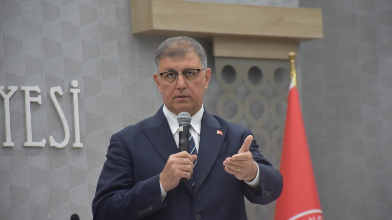 Başkan Tugay: "Bizim suç duyurumuz yok"