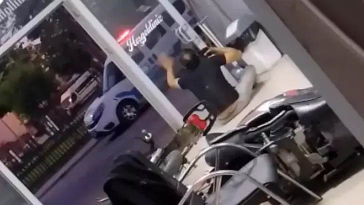 Polisle çatışıp 6 saat sonra teslim olan şüpheli, tedavisinin ardından tutuklandı