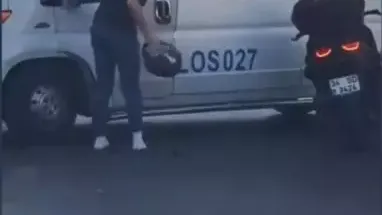Kağıthane'de trafikte yol verme kavgası
