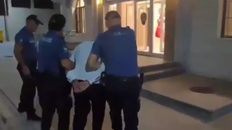 Ankara'da trafikte döner bıçaklı tehdide gözaltı