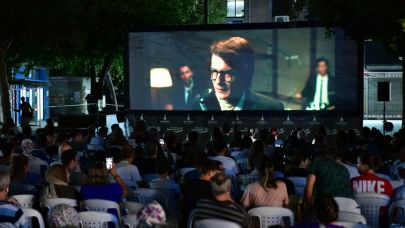 Çiğli’de yaz coşkusu: Müzik, tiyatro, sinema ve renkli atölyeler