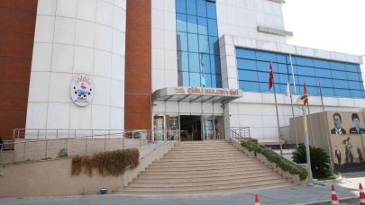 Çiğli Belediyesi’nden üniversite öğrencilerine burs