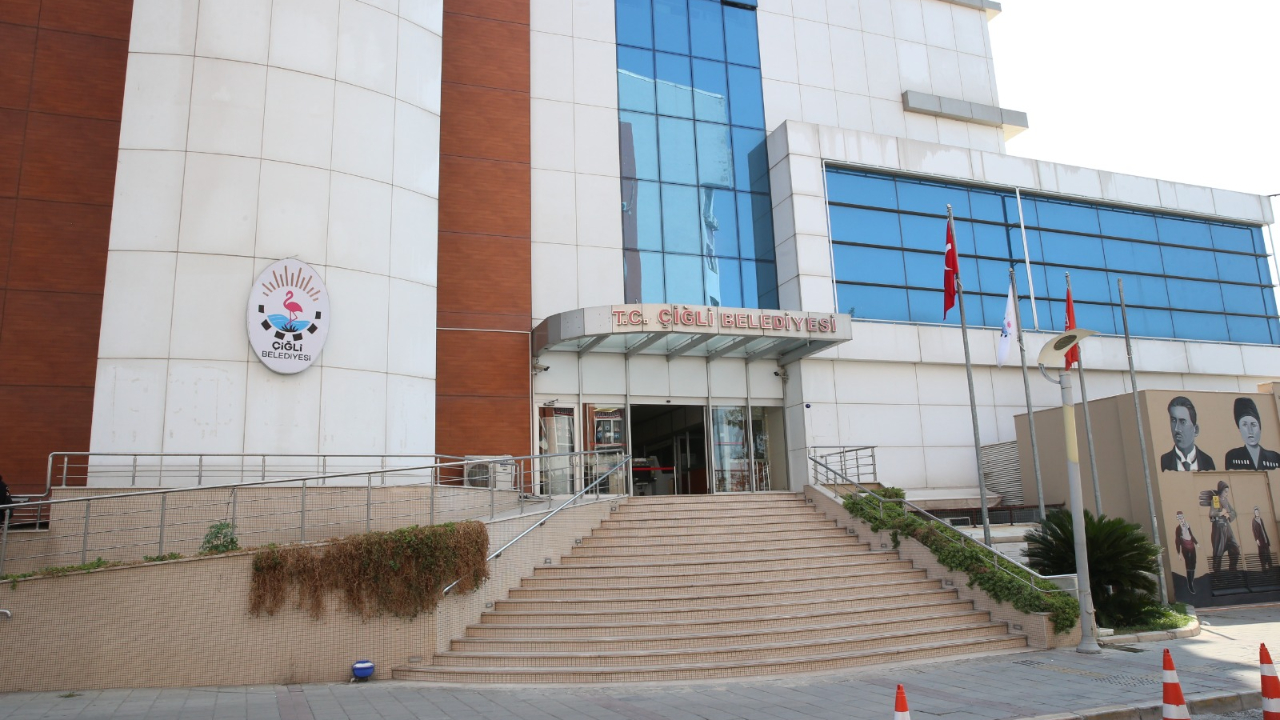 Çiğli Belediyesi’nden üniversite öğrencilerine burs