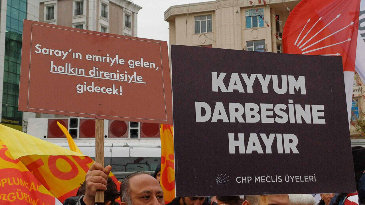 Kayyum nöbeti sürüyor