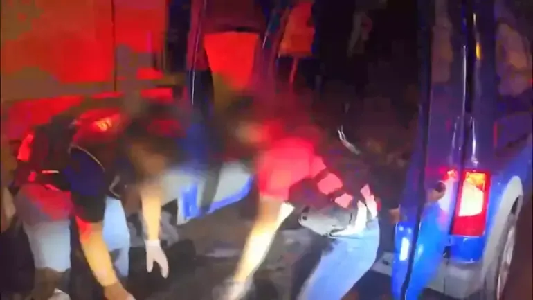 Ümraniye'de araçta 37 kilogram uyuşturucu ele geçirildi