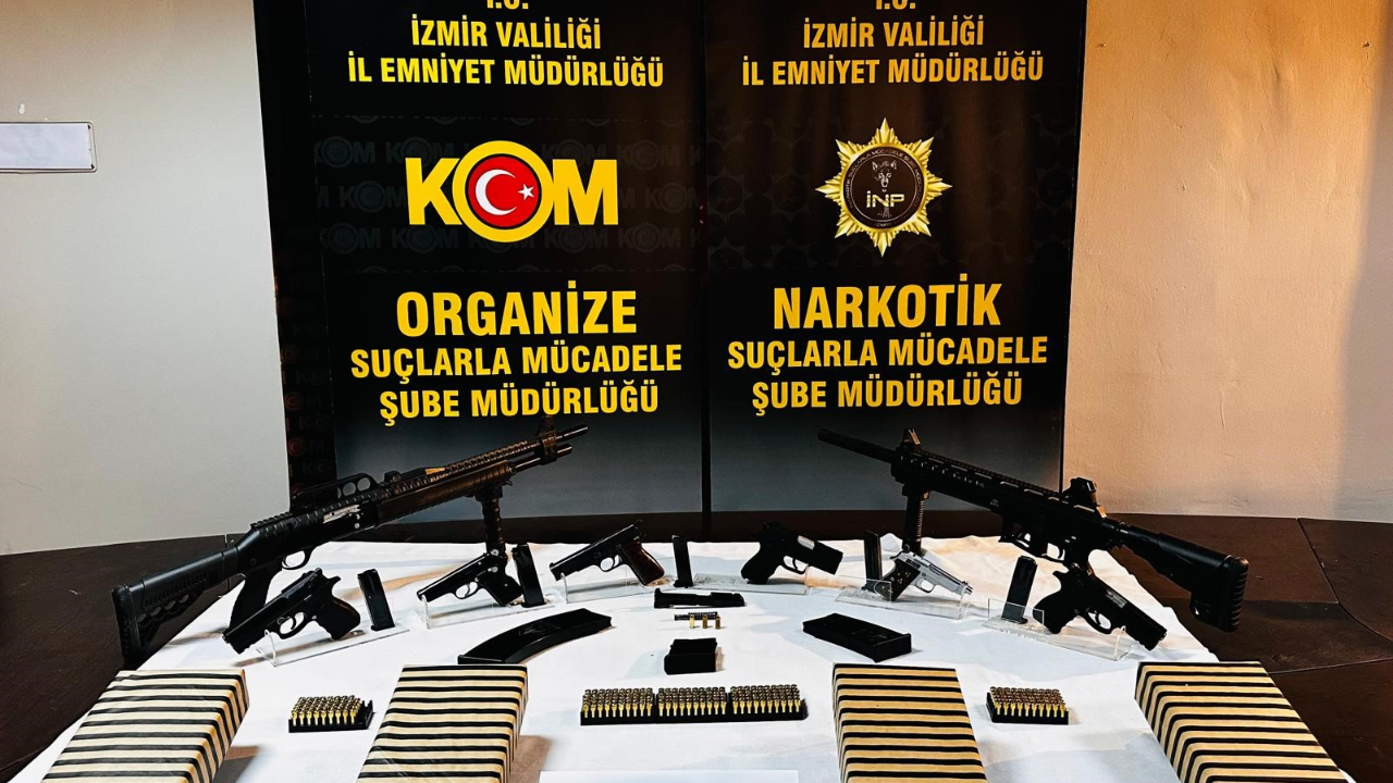 İzmir'de 4 kilonun üzerinde kokain ele geçirildi