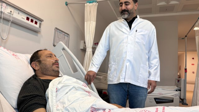 Mardin’de 6 kiloluk böbrek, ameliyatla alındı
