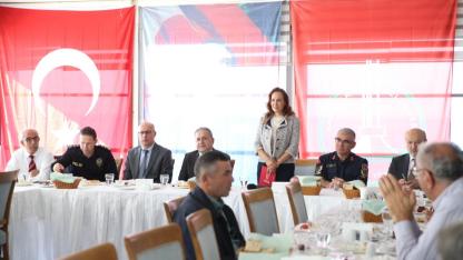 Karşıyaka’da “Muhtarlar Günü” zirvesi!