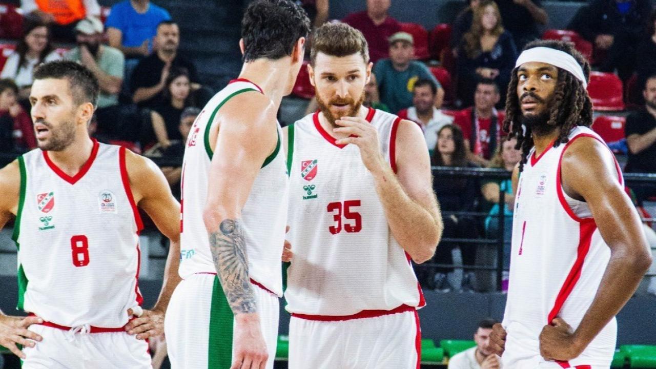 Karşıyaka basketbolda çöktü
