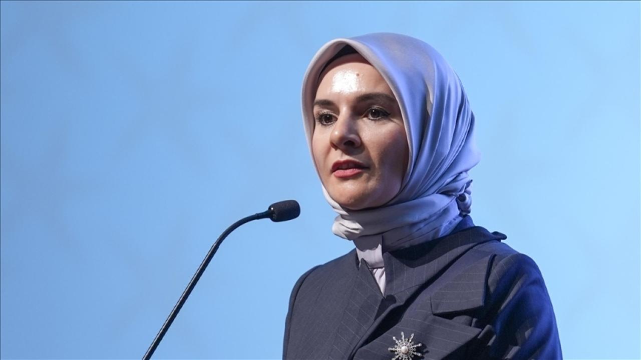 Bakan Göktaş, Bakü’de “Dijital ortamda çocukların korunması” başlıklı uluslararası konferansta konuştu