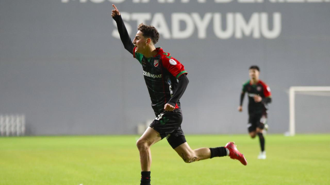 Beşiktaş ve Trabzonspor da Adem Yeşilyurt'la ilgileniyor