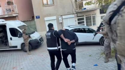 Çeşme'de özel harekat destekli operasyon