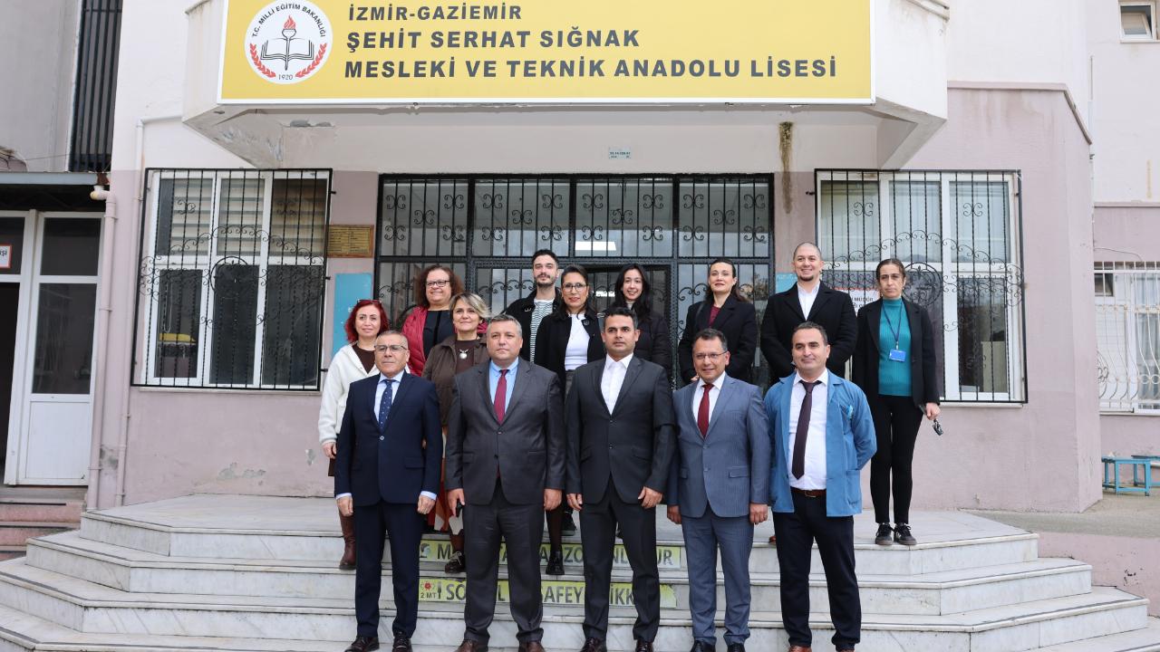 Firmaların atıl durumdaki gelişmiş bilgisayarları okullara bağışlanıyor