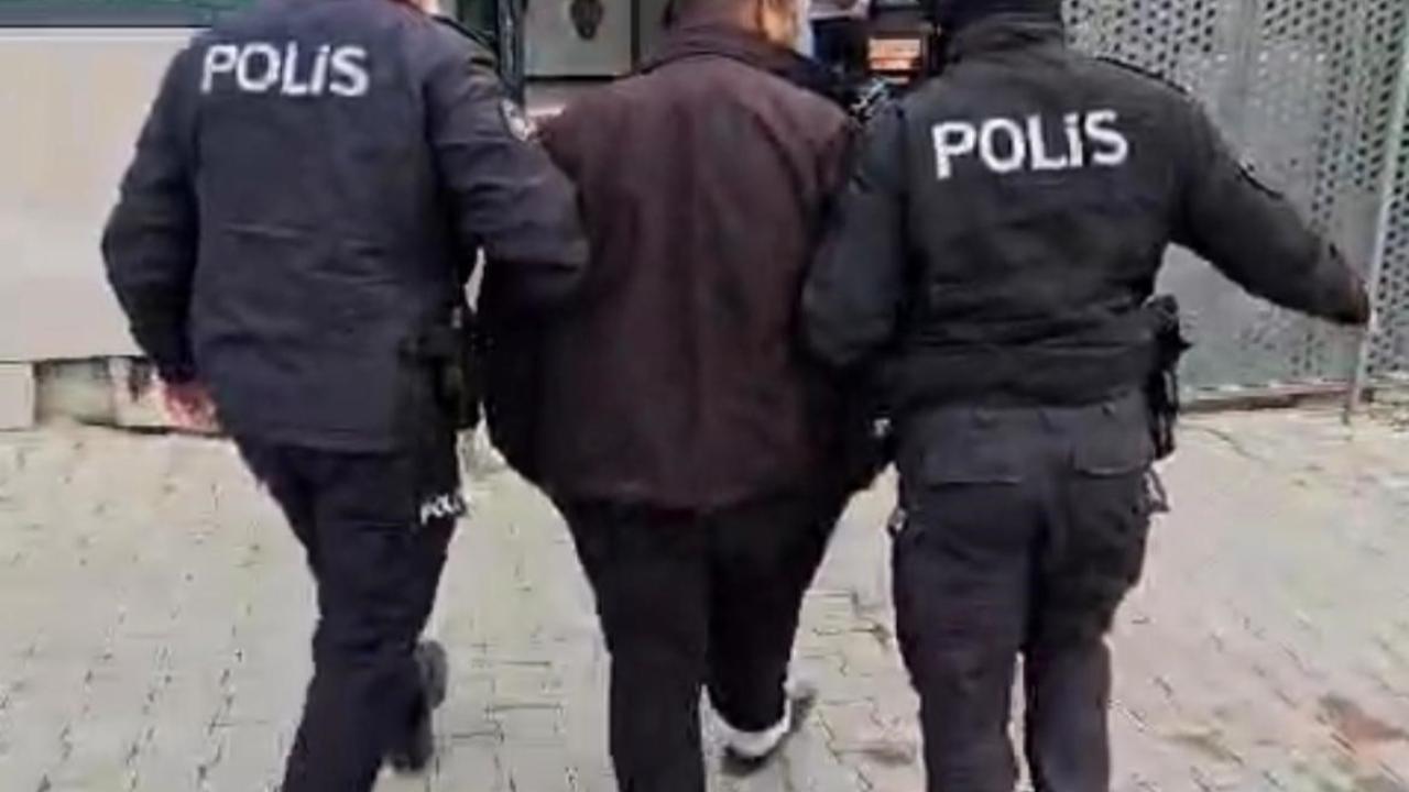 İzmir'de 52 yıl hapisle aranan hükümlü yakalandı