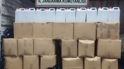 İzmir'de 860 litre etil alkol ele geçirildi