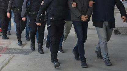 İzmir'de silahlı suç örgütüne şafak operasyonu