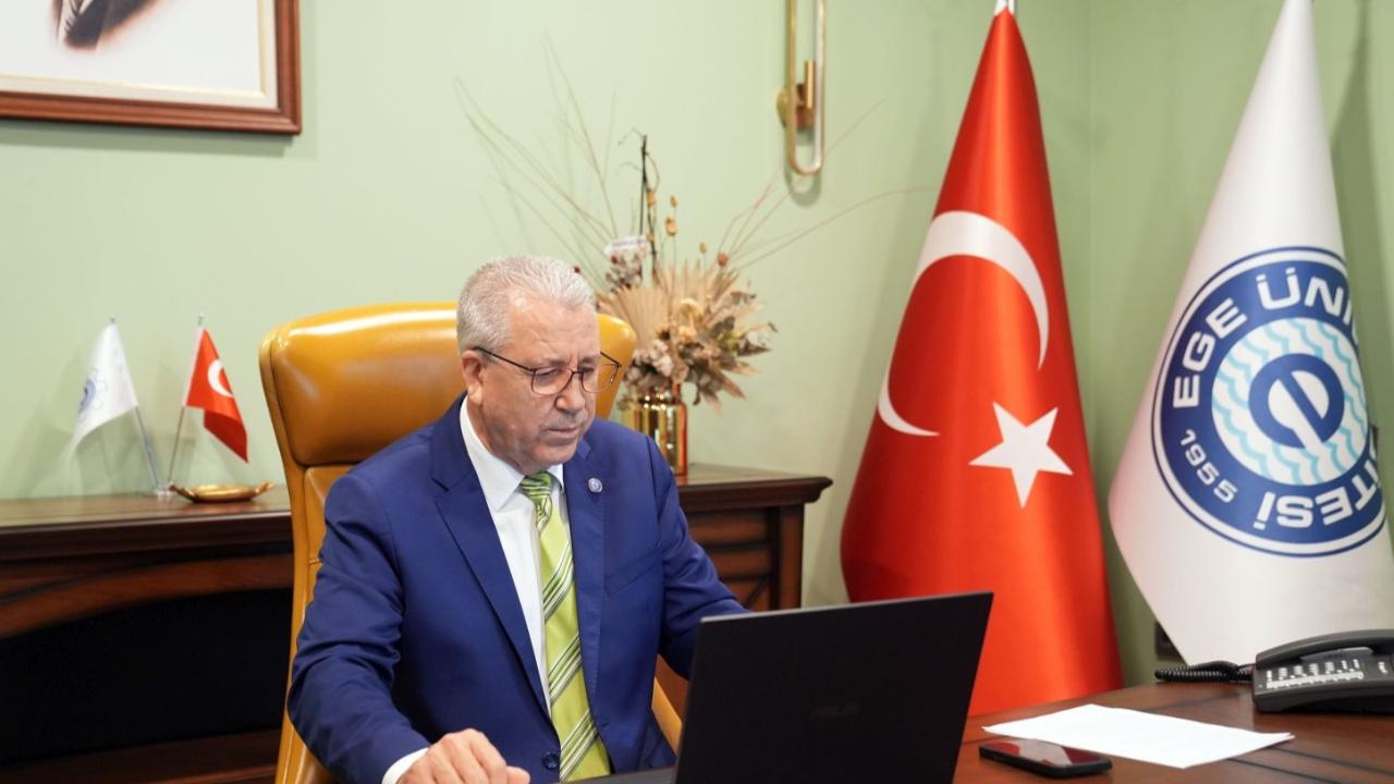 Prof. Dr. Budak: "İzmir Körfezi, şehrimizin en değerli doğal mirasıdır"