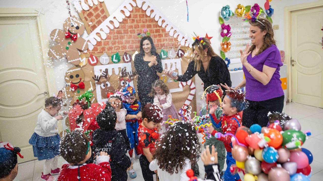 Bornovalı miniklerin Yeni Yıl coşkusu