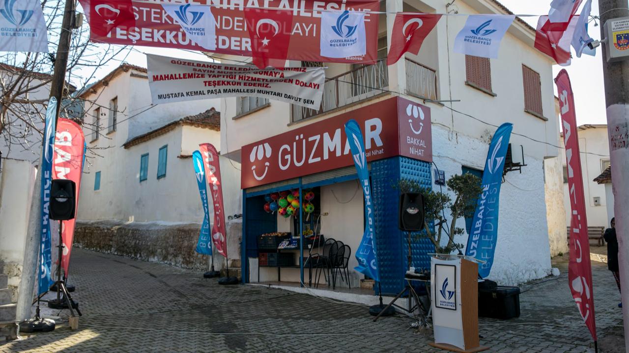 Güzelbahçe’de GÜZMAR Bakkal Nihat Açıldı