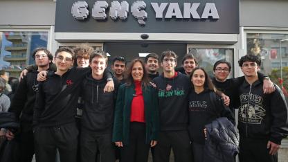 Karşıyaka’da coşkulu açılış