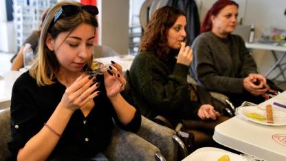 Bornova’da zeytinyağı kültürü geleceğe taşınıyor