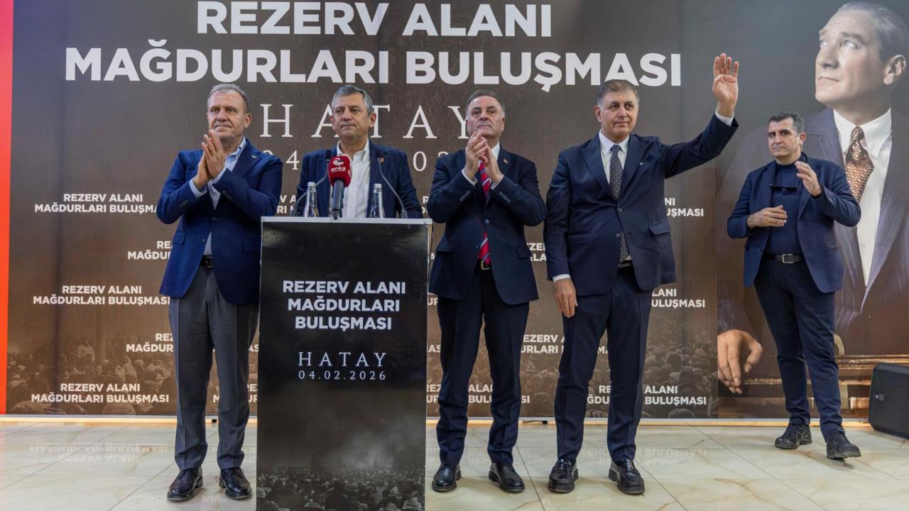 CHP Lideri Özel ve Başkan Tugay Hatay'da
