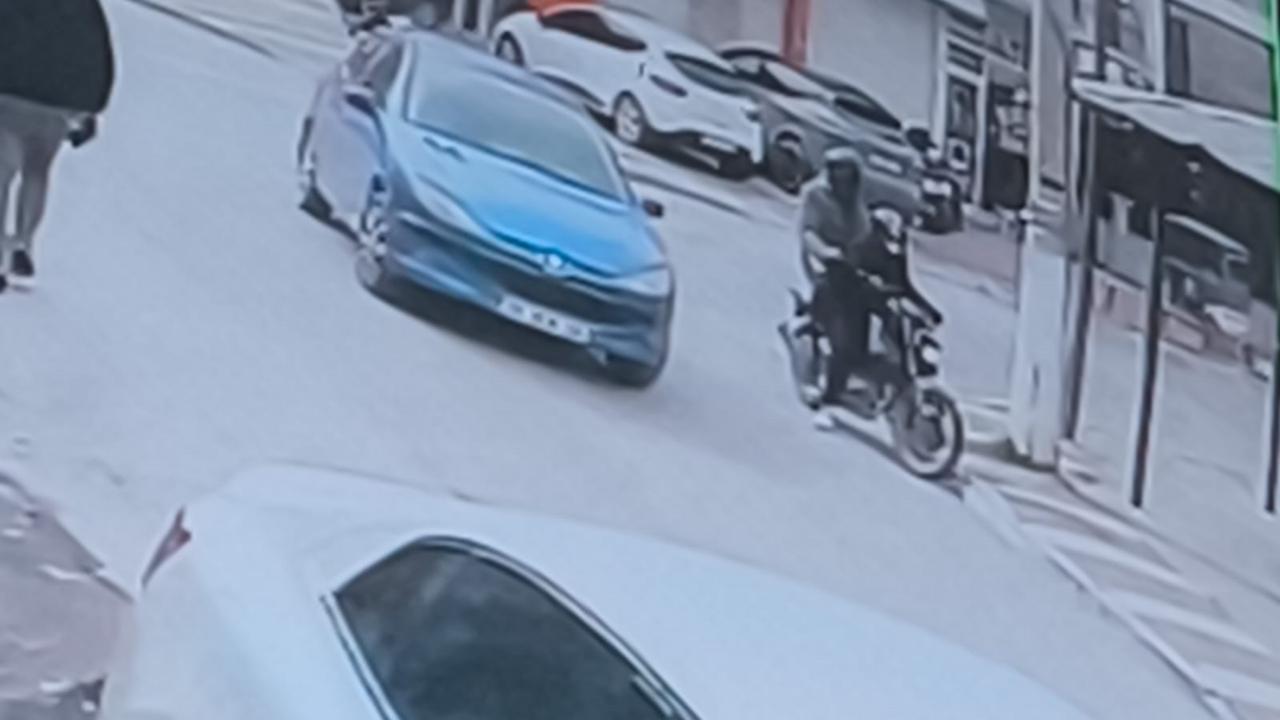 Aliağa'da pompalı tüfekli kuyumcu soygunu girişimi